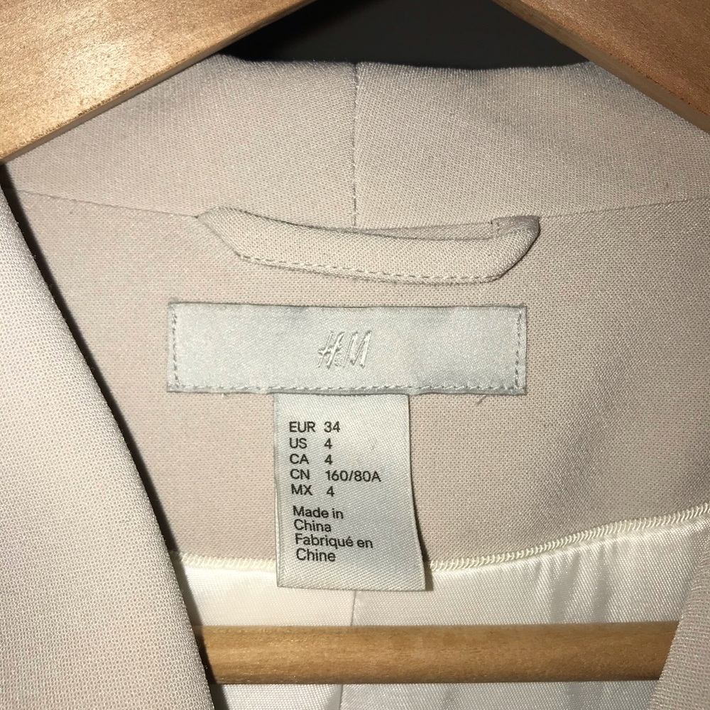 H&M coat - Picture 3 of 3